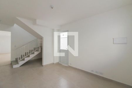 Sala de casa para alugar com 3 quartos, 194m² em Jardim Dourado, Guarulhos