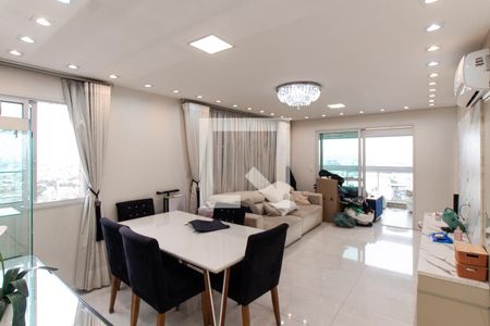 Sala de apartamento para alugar com 3 quartos, 136m² em Vila Paiva, São Paulo