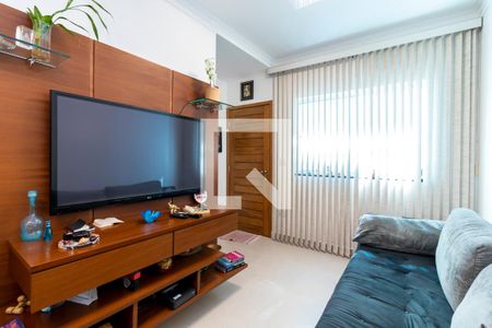 Sala de Estar de casa de condomínio à venda com 2 quartos, 100m² em Santa Teresinha, São Paulo