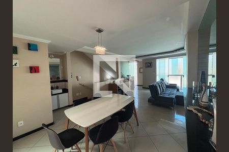 Foto 09 de casa à venda com 3 quartos, 264m² em Ana Lúcia, Sabará