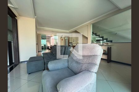 Foto 15 de casa à venda com 3 quartos, 264m² em Ana Lúcia, Sabará