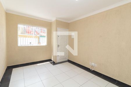 Sala de casa para alugar com 3 quartos, 182m² em Parque Cruzeiro do Sul, São Paulo