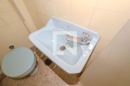 Lavabo de apartamento para alugar com 4 quartos, 200m² em Bela Vista, São Paulo