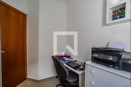 Quarto de apartamento à venda com 2 quartos, 48m² em Cidade São Jorge, Santo André