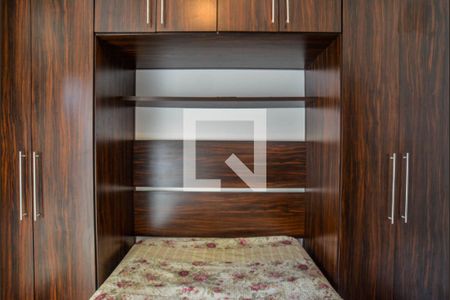 Quarto 2 de apartamento à venda com 2 quartos, 48m² em Cidade São Jorge, Santo André