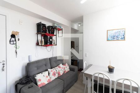 Sala/Cozinha de apartamento para alugar com 1 quarto, 62m² em Vila Moraes, São Paulo