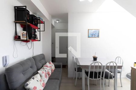 Sala/Cozinha de apartamento para alugar com 1 quarto, 62m² em Vila Moraes, São Paulo