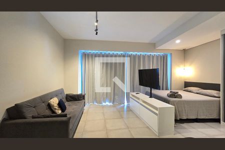 Sala de kitnet/studio para alugar com 1 quarto, 44m² em Gonzaga, Santos