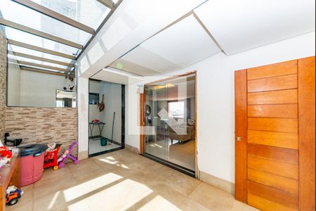 Varanda da Sala 1 de casa para alugar com 4 quartos, 365m² em Barreiro, Belo Horizonte