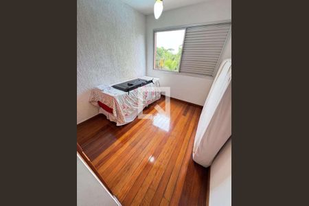 Apartamento à venda com 4 quartos, 130m² em Cachoeirinha, Belo Horizonte