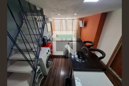 Sala/Cozinha de apartamento para alugar com 1 quarto, 25m² em Centro, Rio de Janeiro