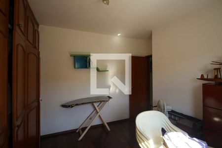 Quarto 1 de casa para alugar com 3 quartos, 250m² em Jardim Independência (são Paulo), São Paulo