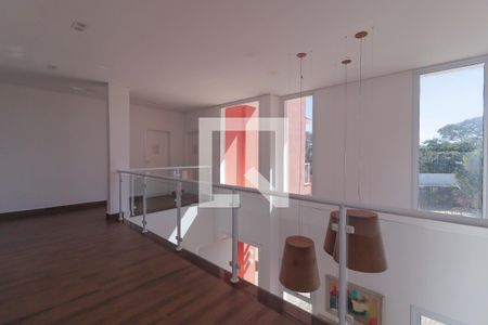 Corredor de casa à venda com 6 quartos, 1000m² em Ivoturucaia, Jundiaí