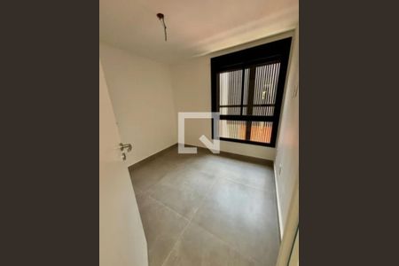 Casa de Condomínio à venda com 3 quartos, 225m² em Vila Madalena, São Paulo