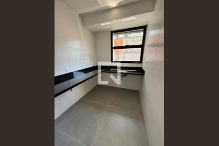 Casa de Condomínio à venda com 3 quartos, 256m² em Vila Madalena, São Paulo