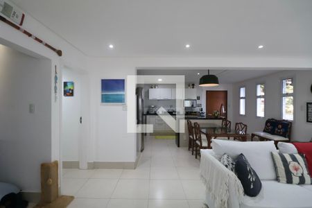 Sala de apartamento para alugar com 2 quartos, 105m² em Vila Luis Antonio, Guarujá