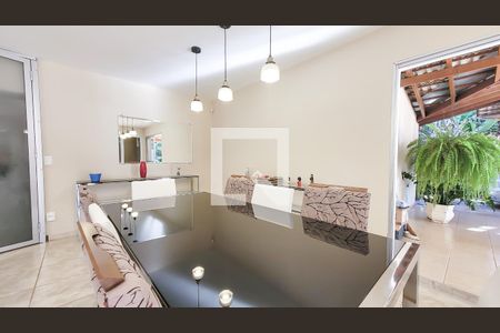 Sala de casa à venda com 5 quartos, 440m² em Cidade Universitária, Campinas