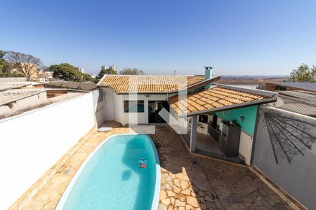 Varanda Quarto 1 de casa para alugar com 3 quartos, 293m² em Fazenda Santa Cândida, Campinas