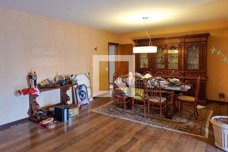 Sala de apartamento para alugar com 4 quartos, 200m² em Icaraí, Niterói