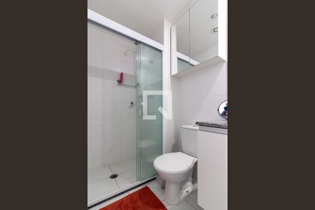 Banheiro de apartamento à venda com 1 quarto, 31m² em Santo Amaro, São Paulo