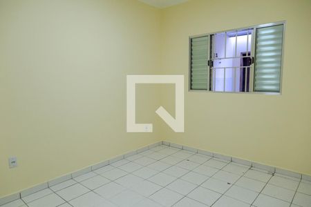 Quarto 2 de casa à venda com 2 quartos, 120m² em Jardim Santa Edwirges, Guarulhos