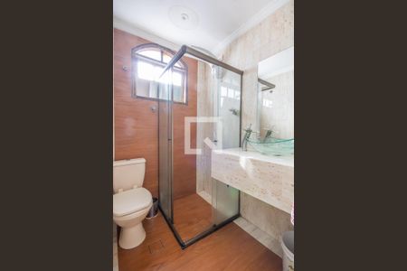 Banheiro da Suíte de casa para alugar com 2 quartos, 500m² em Piratininga, Osasco