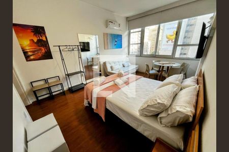 Foto 02 de kitnet/studio à venda com 1 quarto, 30m² em Copacabana, Rio de Janeiro
