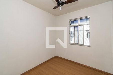 Quarto 1 de apartamento à venda com 3 quartos, 70m² em Irajá, Rio de Janeiro