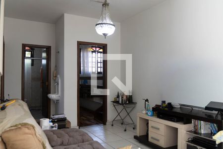 Sala de casa à venda com 4 quartos, 400m² em Padre Eustáquio, Belo Horizonte