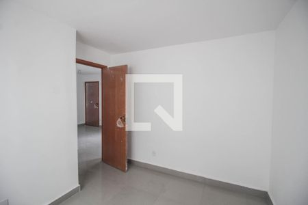 Quarto 1 de apartamento para alugar com 2 quartos, 48m² em Danon, Nova Iguaçu