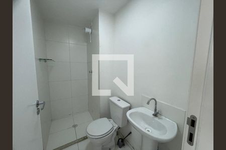 Banheiro de apartamento para alugar com 2 quartos, 38m² em Vila Flora, Guarulhos