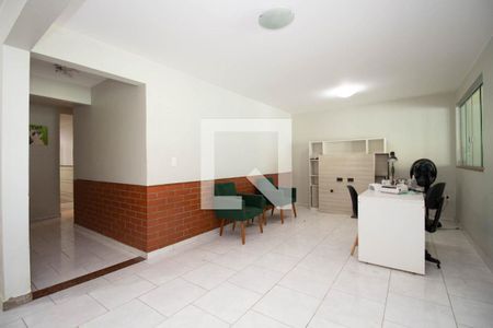 Sala 1 de casa para alugar com 6 quartos, 400m² em Qe 15, Brasília
