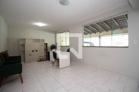 Sala 1 de casa para alugar com 6 quartos, 400m² em Qe 15, Brasília