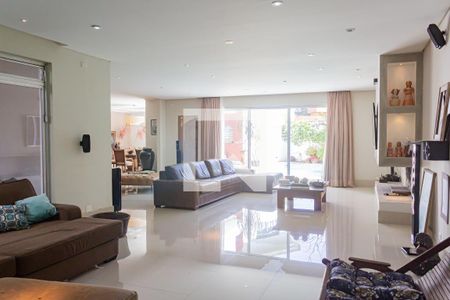 Sala de casa à venda com 6 quartos, 600m² em Bela Aliança, São Paulo