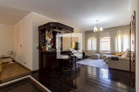 Sala de casa à venda com 5 quartos, 500m² em Vila Galvão, Guarulhos