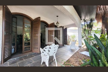 Casa à venda com 5 quartos, 376m² em Jardim Nossa Senhora Auxiliadora, Campinas