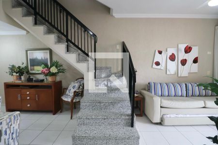 Sala de apartamento para alugar com 3 quartos, 160m² em Jardim Santa Genoveva, Guarujá