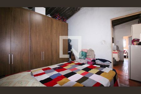 Quarto 1 de casa para alugar com 2 quartos, 85m² em Jardim Galli, São Paulo