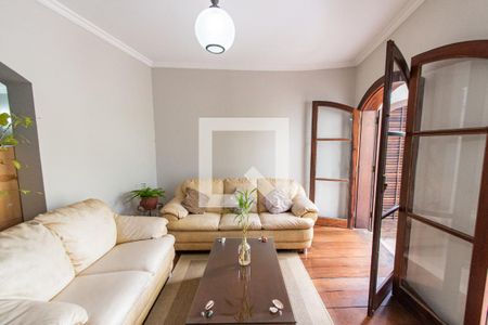 Sala de casa à venda com 4 quartos, 200m² em Jardim da Gloria, São Paulo