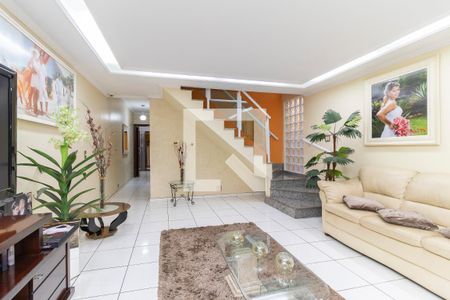 Sala de casa à venda com 4 quartos, 280m² em Vila Giordano, São Paulo