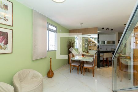 Sala de apartamento à venda com 3 quartos, 198m² em Padre Eustáquio, Belo Horizonte