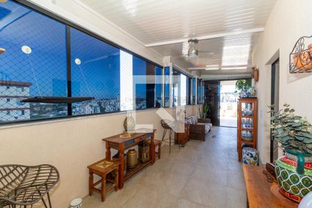 Sala de apartamento à venda com 3 quartos, 198m² em Padre Eustáquio, Belo Horizonte