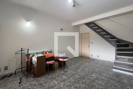 Sala de casa para alugar com 2 quartos, 125m² em Vila Camargos, Guarulhos