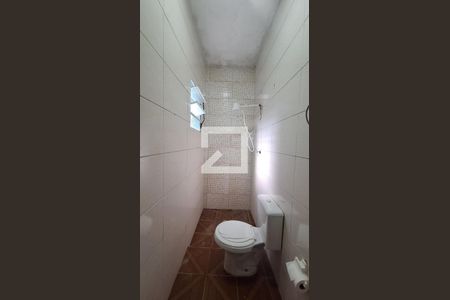 Banheiro da Suíte de casa para alugar com 2 quartos, 120m² em Vila Amorim, Suzano