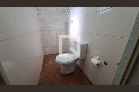 Banheiro da Suíte de casa para alugar com 2 quartos, 120m² em Vila Amorim, Suzano