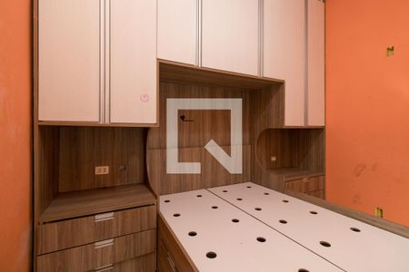 Suíte de casa para alugar com 3 quartos, 93m² em Parque dos Bancarios, São Paulo