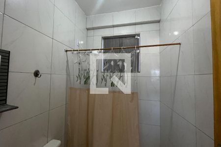 Banheiro de apartamento para alugar com 1 quarto, 90m² em Doutor Laureano, Duque de Caxias