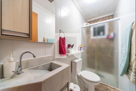 Banheiro de apartamento à venda com 2 quartos, 50m² em Vila Santo Alberto, Santo André
