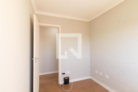 Quarto 1 de apartamento para alugar com 2 quartos, 47m² em Novo Mundo, Curitiba
