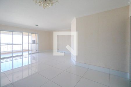 Sala de apartamento para alugar com 4 quartos, 243m² em Santo Antônio, São Caetano do Sul